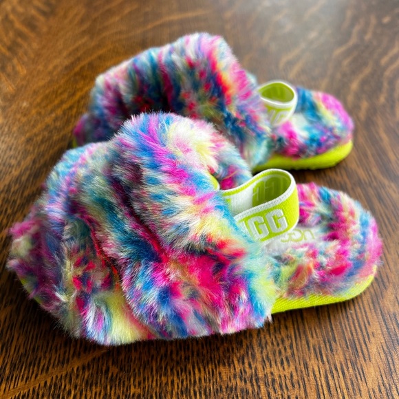 Fluff Yeah Pixelate UGG Sandal for Toddlers 8 - Picture 4 of 6